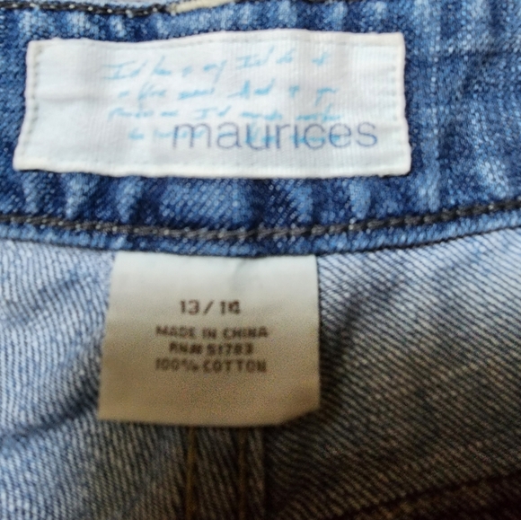 Maurices women's jean shorts size 13/14 - Picture 3 of 3
